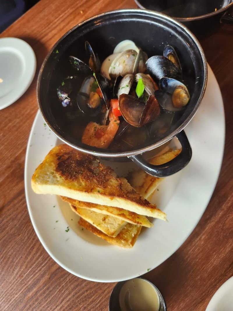 Reasonable Prices for a High-Quality Seafood Experience