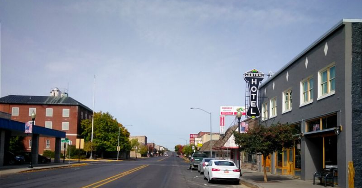 Retirees Are Discovering This Affordable Oregon Town Where Comfortable Living Costs Around 1400 A Month
