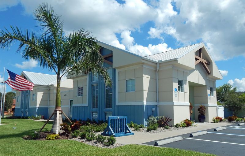Retirement-Friendly Amenities Keep Senior Costs Low
