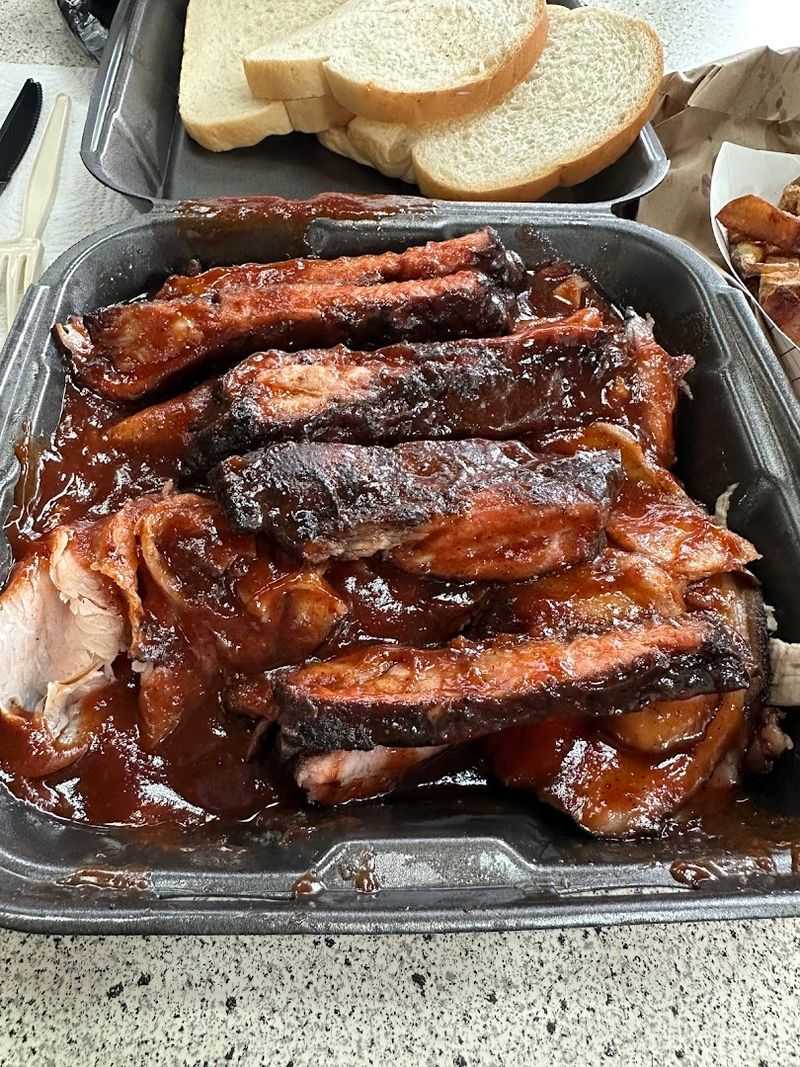 Ribs With That Perfect Snap and Smoke Flavor