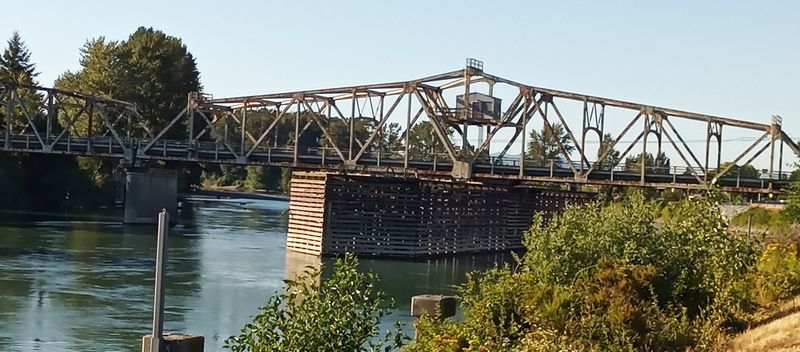 Riverside Access and the Skagit River
