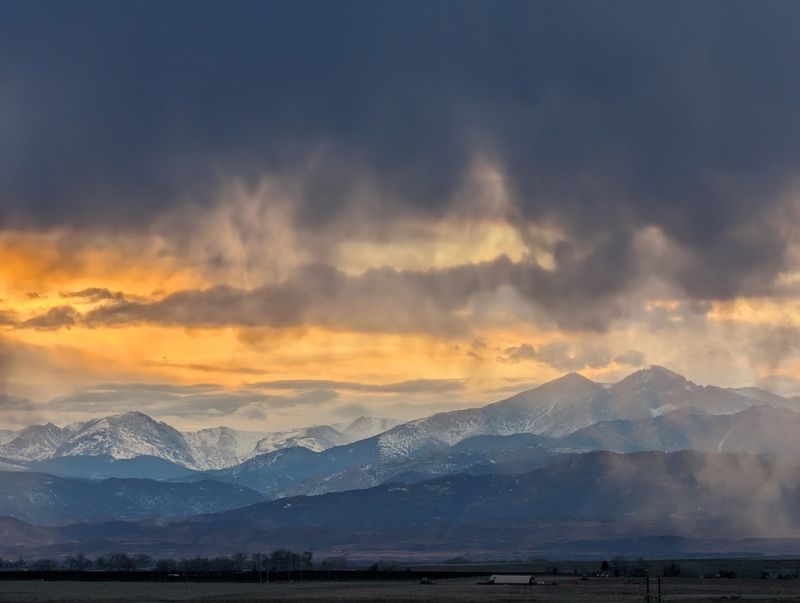Rocky Mountain Views That Will Stop You in Your Tracks Rocky Mountain Views That Will Stop You in Your Tracks