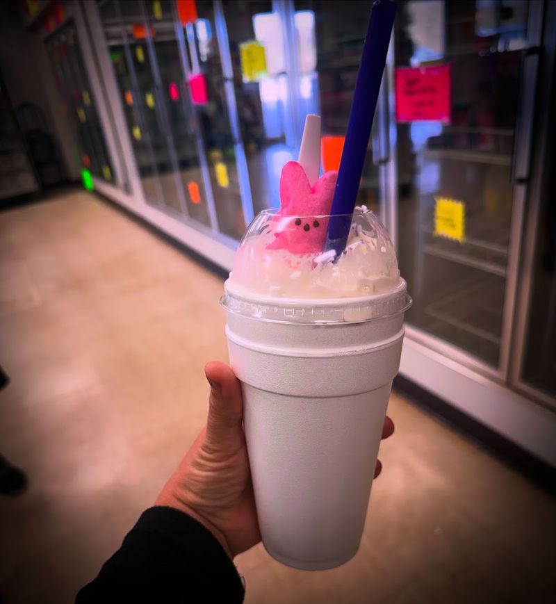 Root Beer Floats and Shakes Worth the Trip Alone Root Beer Floats and Shakes Worth the Trip Alone