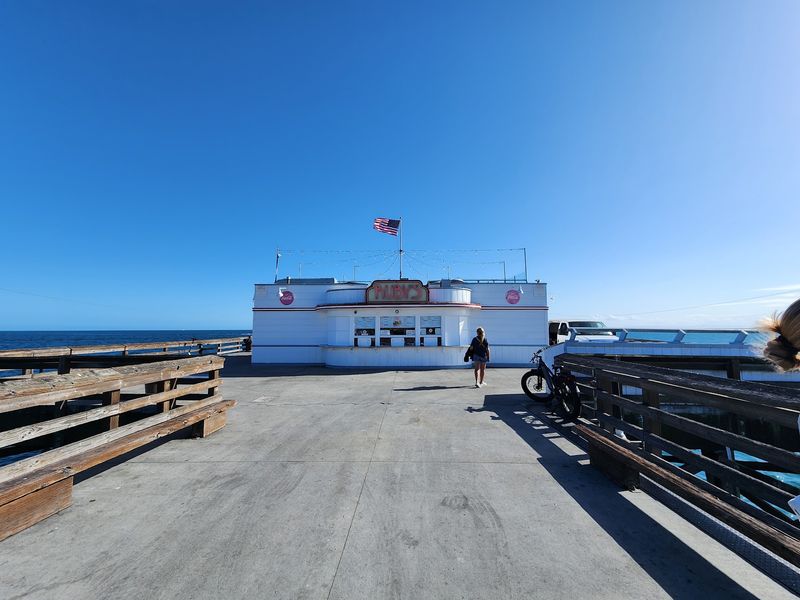 Ruby's Diner - Newport Beach, California Ruby's Diner - Newport Beach, California