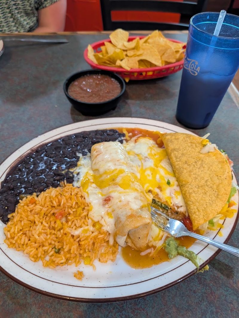 San Lucas Combination Plate Worth Every Bite