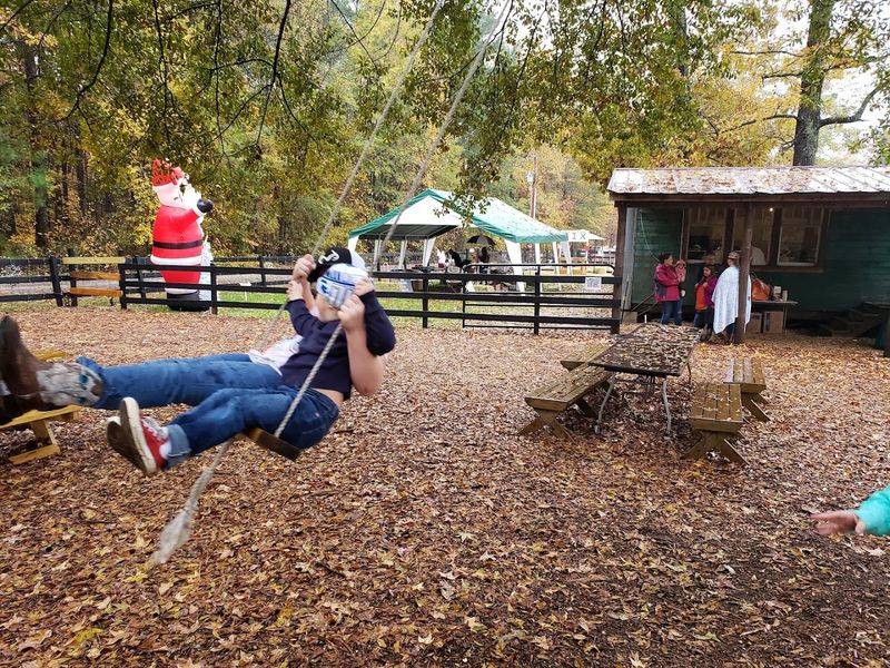 Santa Claus Visits Right on the Farm Santa Claus Visits Right on the Farm