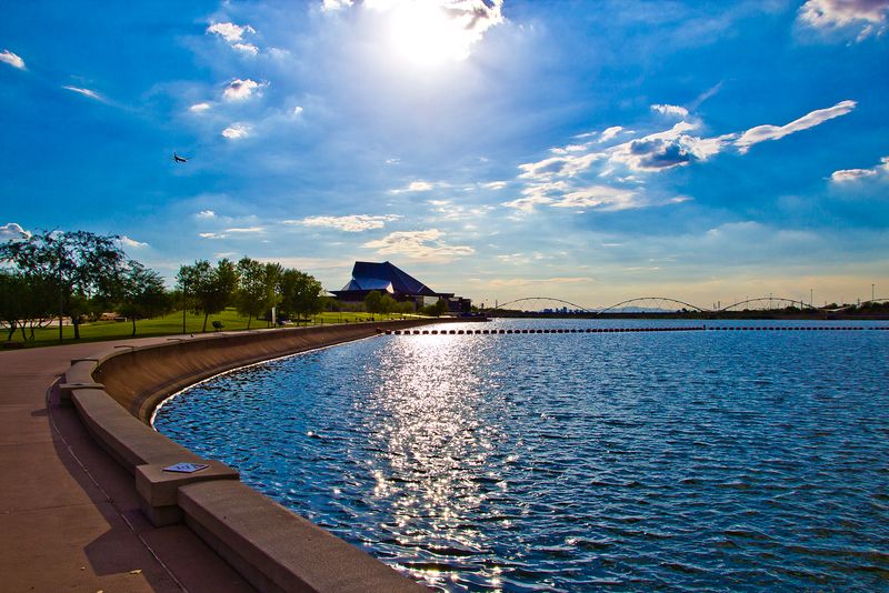 Scenic Lakeside Walking and Biking Trails