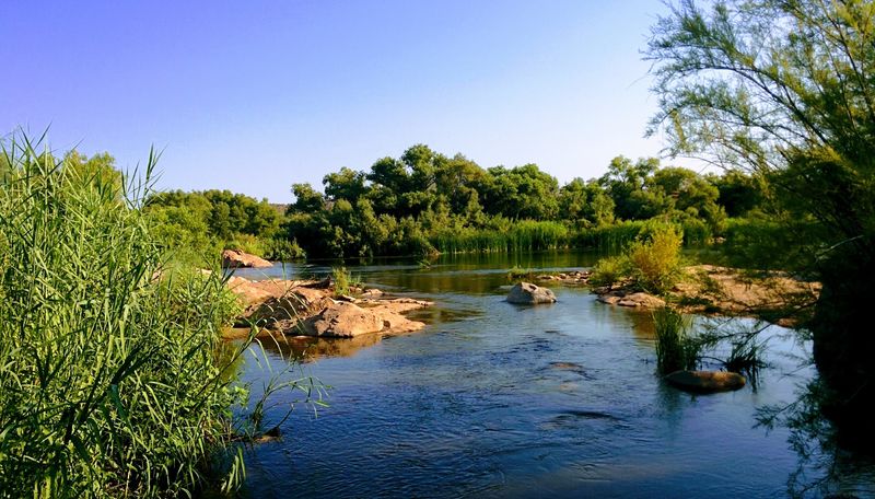 Scenic Trails and Boulder Walking Scenic Trails and Boulder Walking