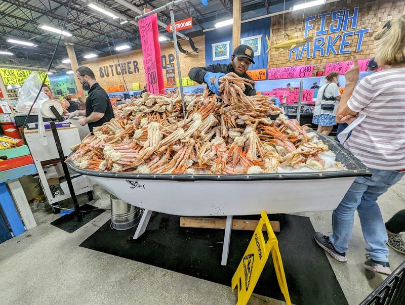Seafood Section That Celebrates Florida's Coastal Bounty Seafood Section That Celebrates Florida's Coastal Bounty