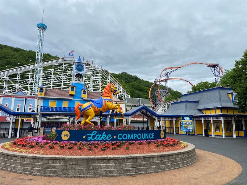 Season Passes: The Smartest Way to Enjoy the Park All Summer Long