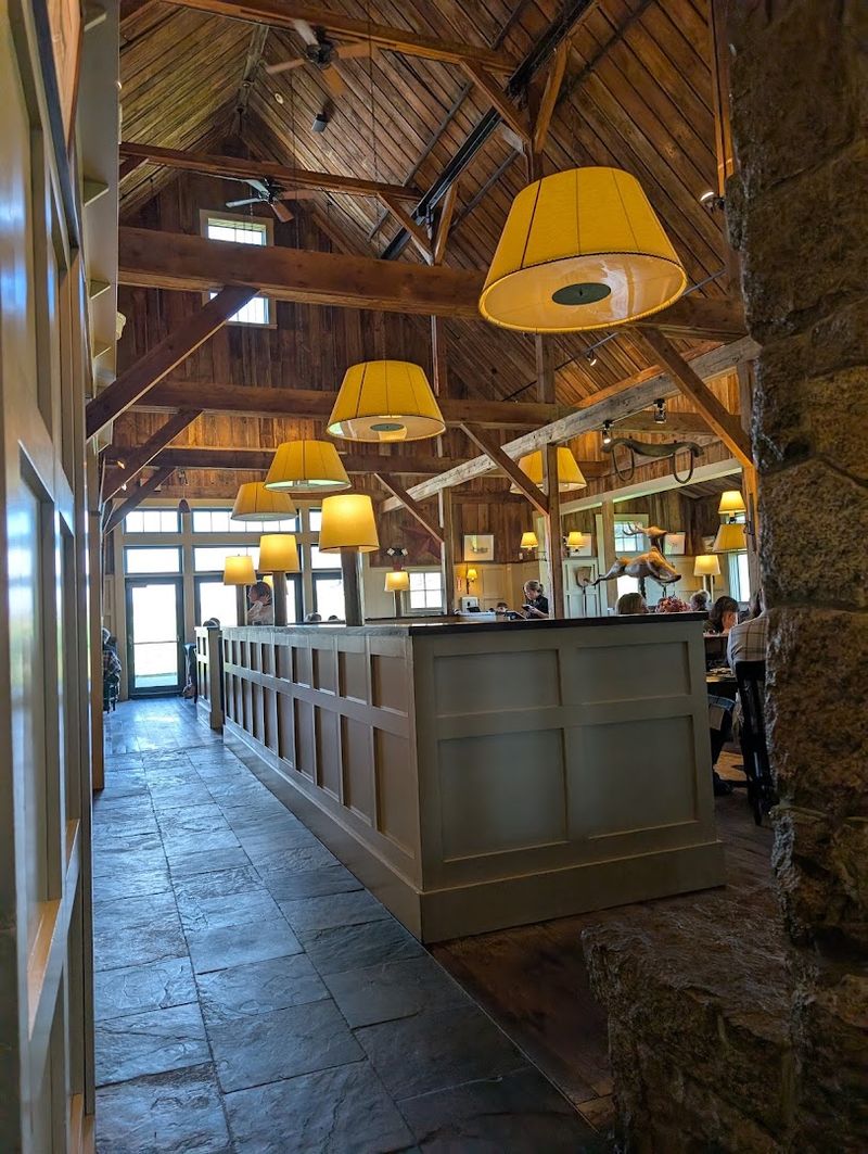 Service That Makes Every Guest Feel Like a Regular Service That Makes Every Guest Feel Like a Regular