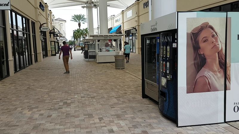 Shaded Walkways That Beat the Florida Heat Shaded Walkways That Beat the Florida Heat