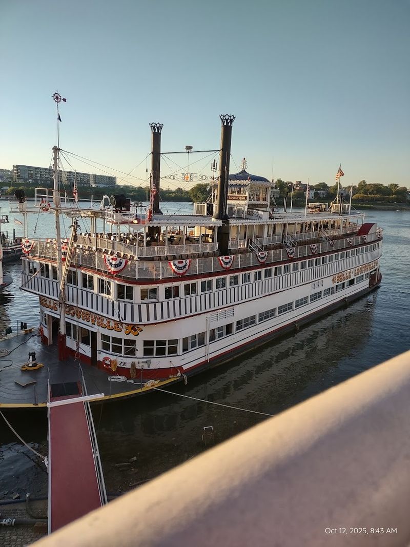She Once Raced Against Another Steamboat — and It Became Legendary She Once Raced Against Another Steamboat — and It Became Legendary