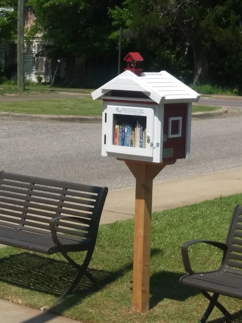 Small-Town Pace of Life That Recharges the Soul