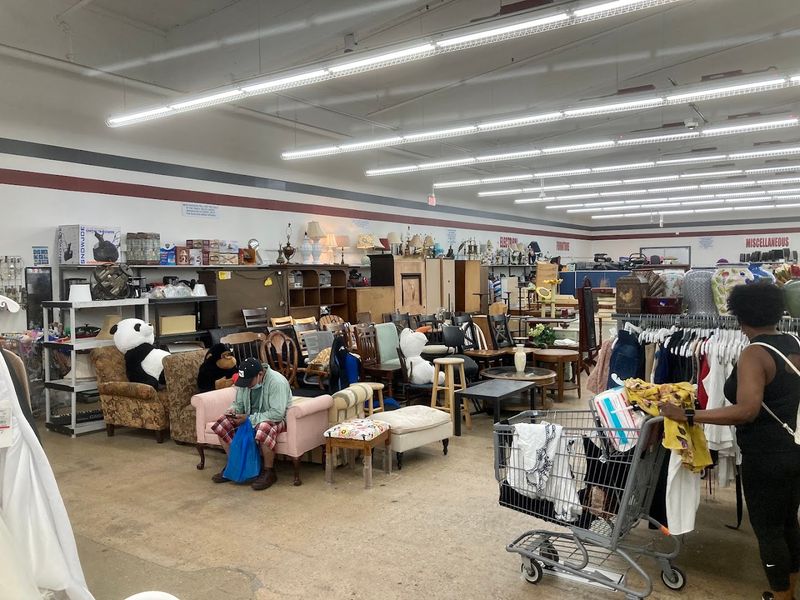 Spacious Store Layout Designed for Comfortable Browsing