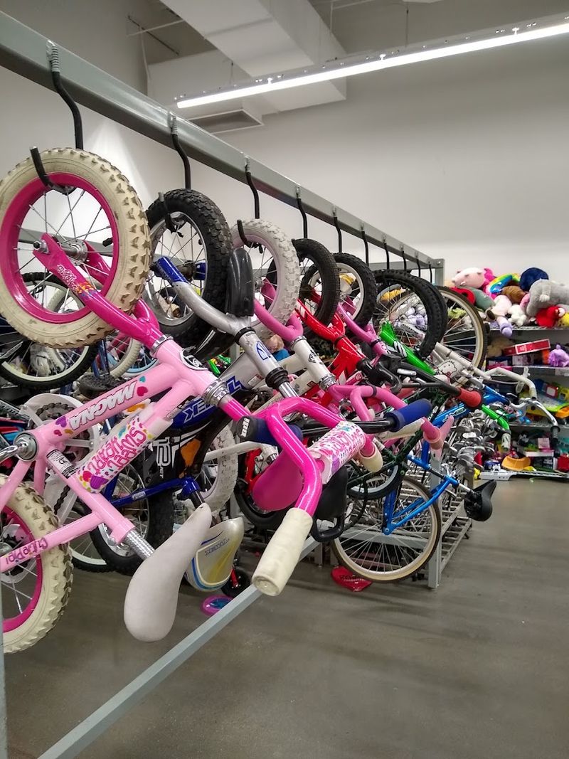 Sports Gear and Outdoor Equipment at Surprisingly Affordable Prices Sports Gear and Outdoor Equipment at Surprisingly Affordable Prices