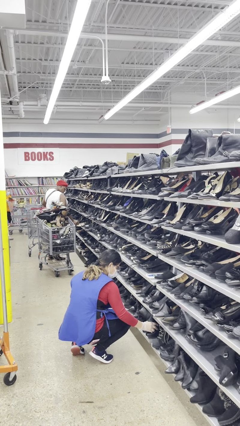Staff That Works Hard to Keep Things Clean and Organized