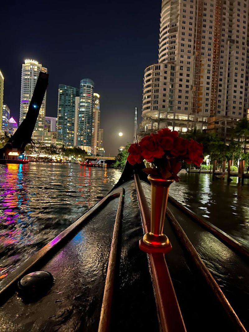 Starlit Night Cruises for a Truly Magical Evening Starlit Night Cruises for a Truly Magical Evening
