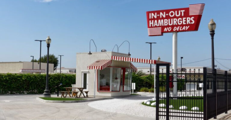 Step Inside California’s Replica Of The Original In-N-Out And Relive Fast-Food History
