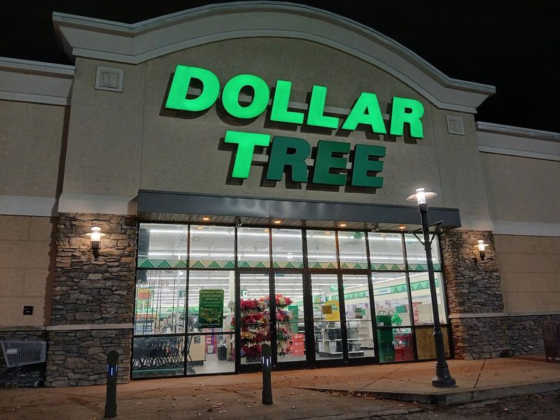 Store Hours That Work With Your Schedule