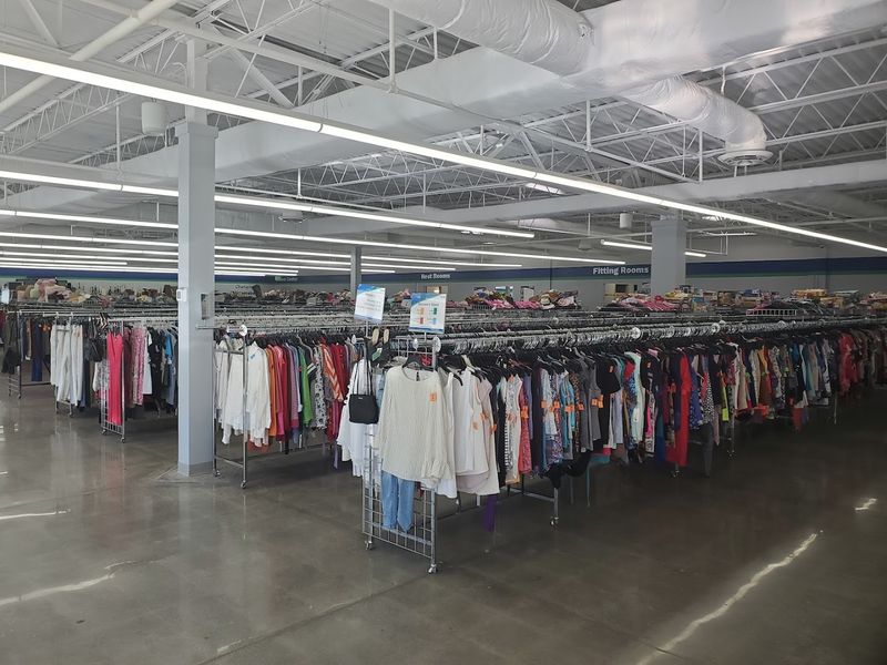 Store Layout and Size Store Layout and Size