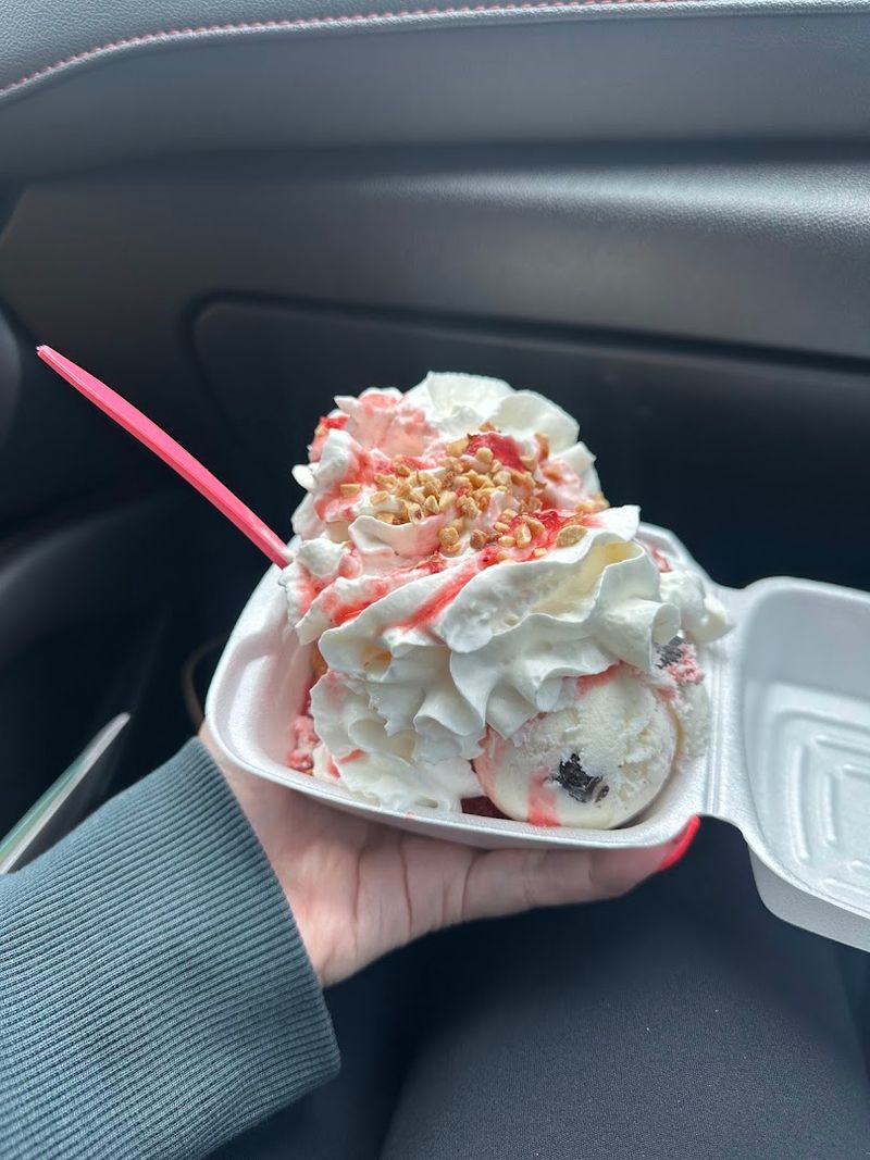 Strawberry Shortcake Sundae That Keeps Customers Coming Back