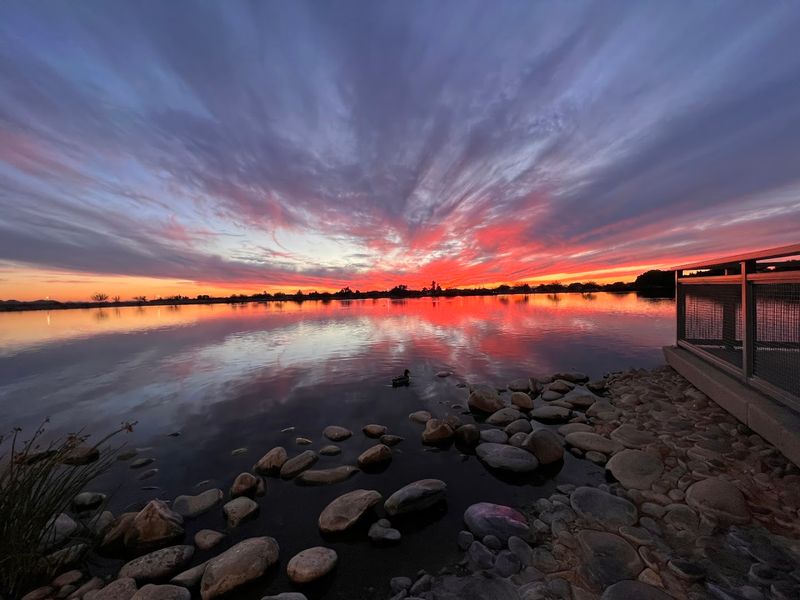 Stunning Sunset and Morning Lake Views Stunning Sunset and Morning Lake Views