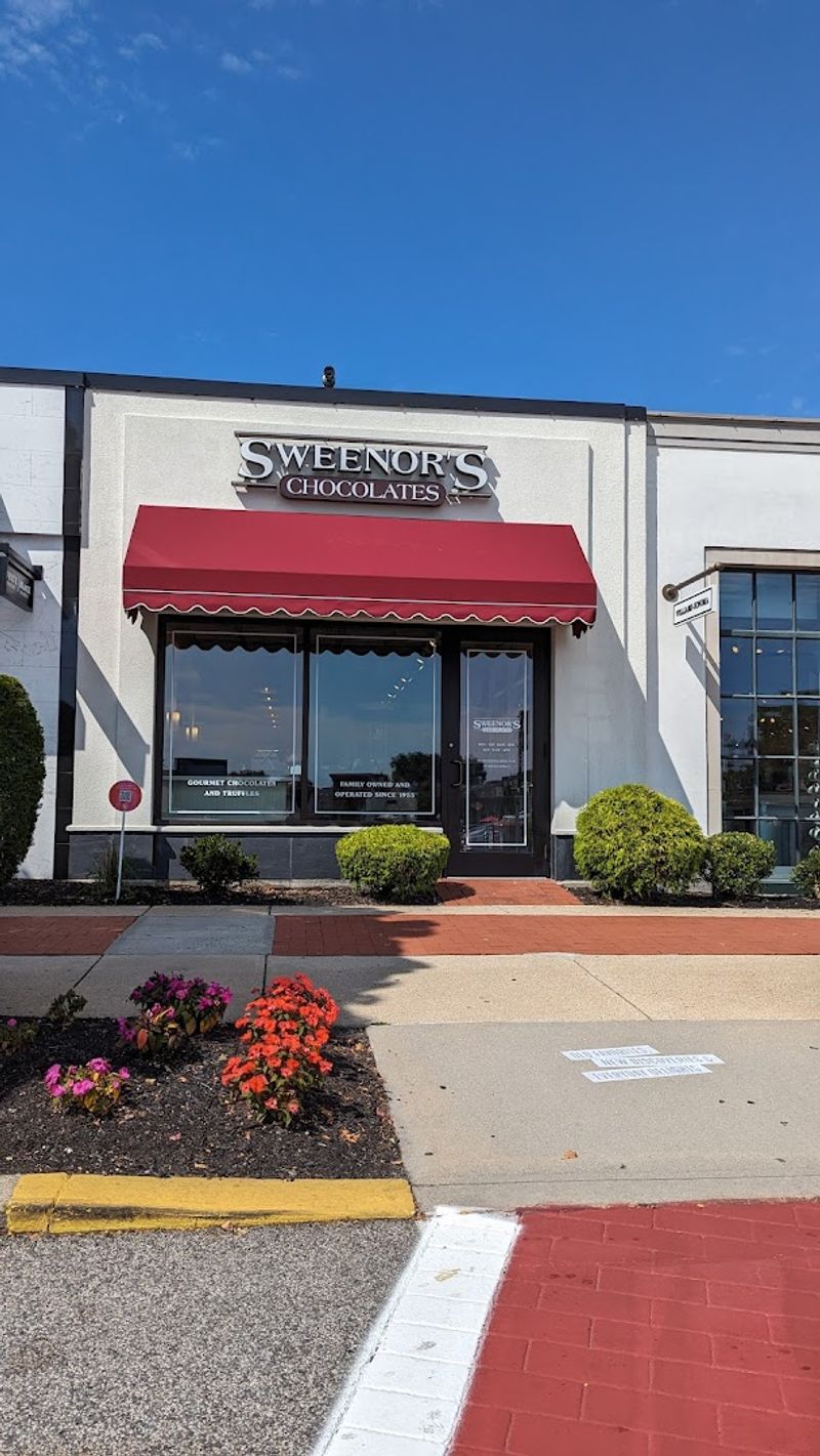 Sweenor's Chocolates - Cranston, Rhode Island Sweenor's Chocolates - Cranston, Rhode Island