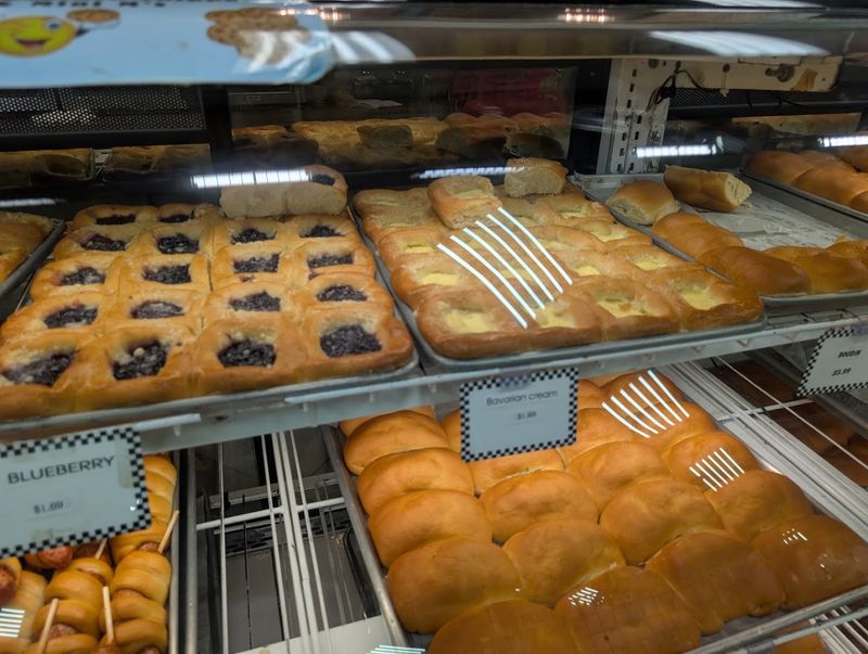 Sweet Pastries and Baked Goods Worth Every Calorie Sweet Pastries and Baked Goods Worth Every Calorie