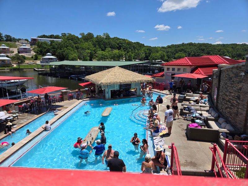 Swim-Up Bar Experience You Will Not Forget Swim-Up Bar Experience You Will Not Forget