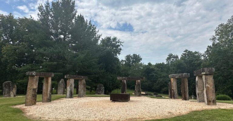 The 10-Acre Roadside Attraction In Kentucky That’s Straight Out Of A Movie
