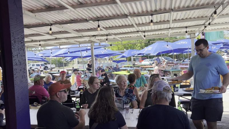The All-You-Can-Eat Snow Crab Legs Event That People Drive Miles For