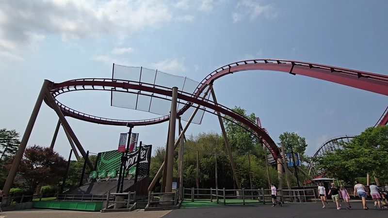 The Beast: A Legendary Wooden Roller Coaster