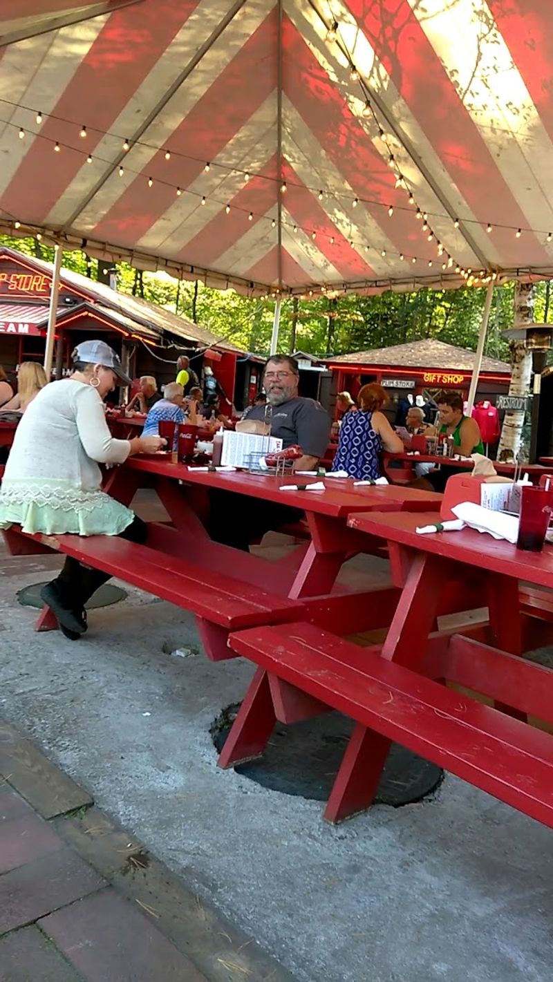 The Campy Outdoor Atmosphere You Can't Manufacture The Campy Outdoor Atmosphere You Can't Manufacture
