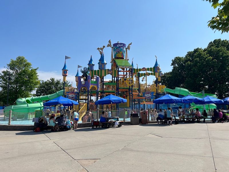 The Count's Splash Castle
