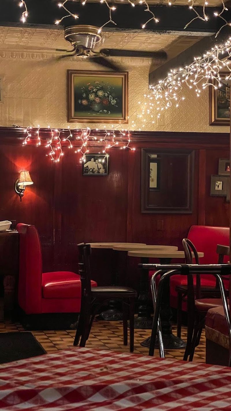 The Cozy, Old-School Atmosphere You've Been Craving