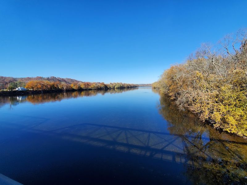 The Delaware River Towpath: A Walk That Feels Like a Painting