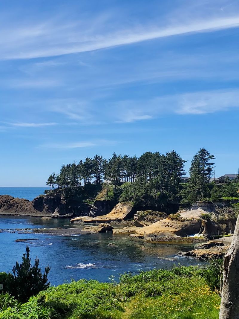 The Depoe Bay Salmon Bake: A Beloved Annual Tradition