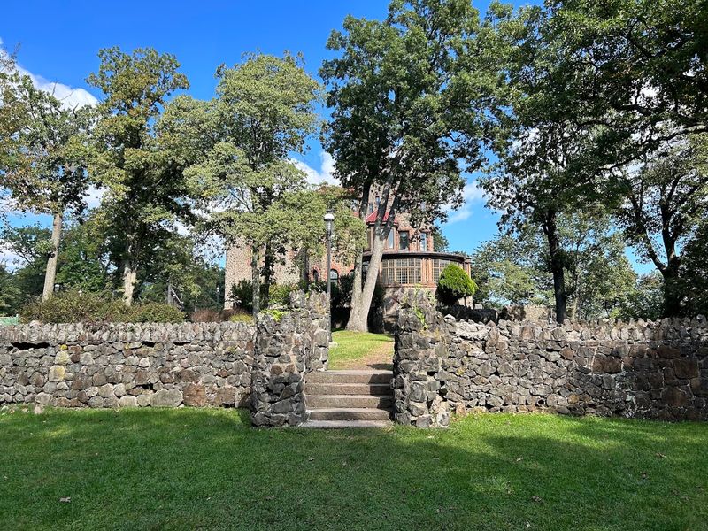 The Enchanting Castle Grounds The Enchanting Castle Grounds