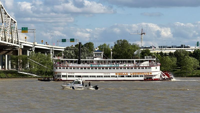 The Famous Annual Race Against the Delta Queen The Famous Annual Race Against the Delta Queen