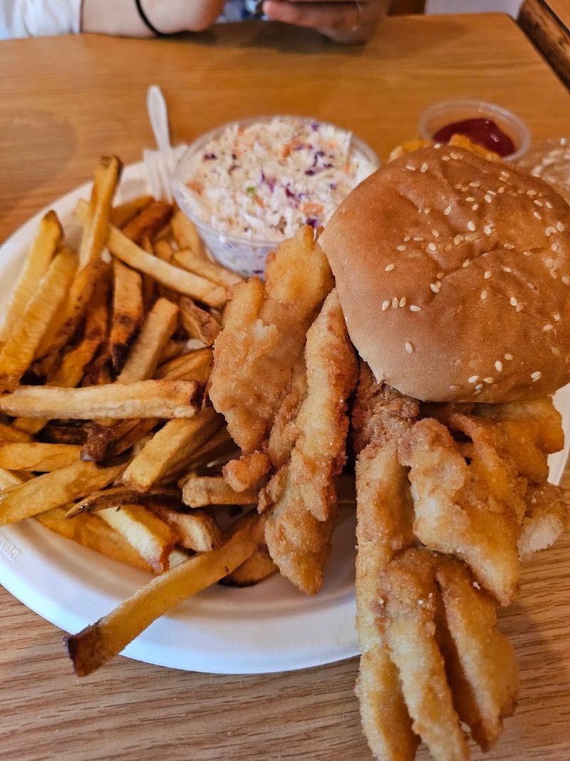 The Famous Coleslaw That Steals the Show The Famous Coleslaw That Steals the Show