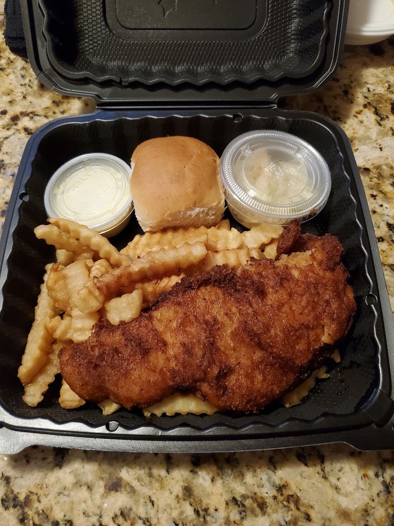 The Friday Fish Fry Food Truck That Locals Look Forward To All Week The Friday Fish Fry Food Truck That Locals Look Forward To All Week