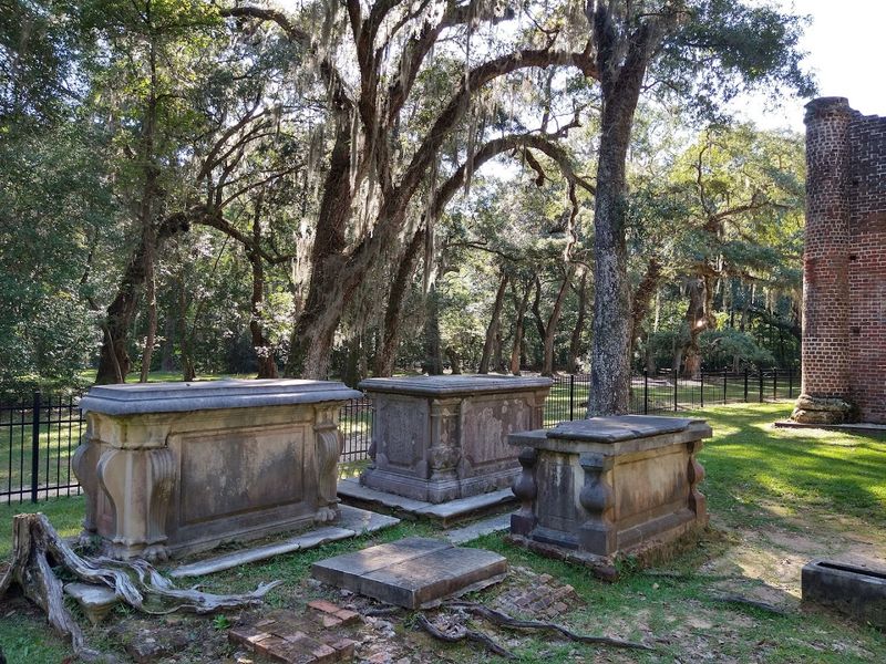 The Graveyard That Adds Quiet Solemnity The Graveyard That Adds Quiet Solemnity