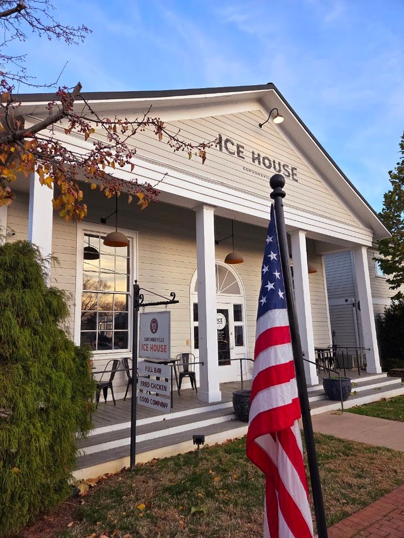 The Historic Building That Makes Every Meal Feel Special The Historic Building That Makes Every Meal Feel Special