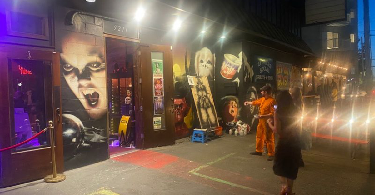 The Horror Movie Themed Bar In Washington Is Like Stepping Into Your Favorite Scary Flick