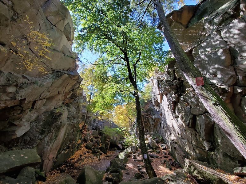 The Ice Age Origins of Purgatory Chasm