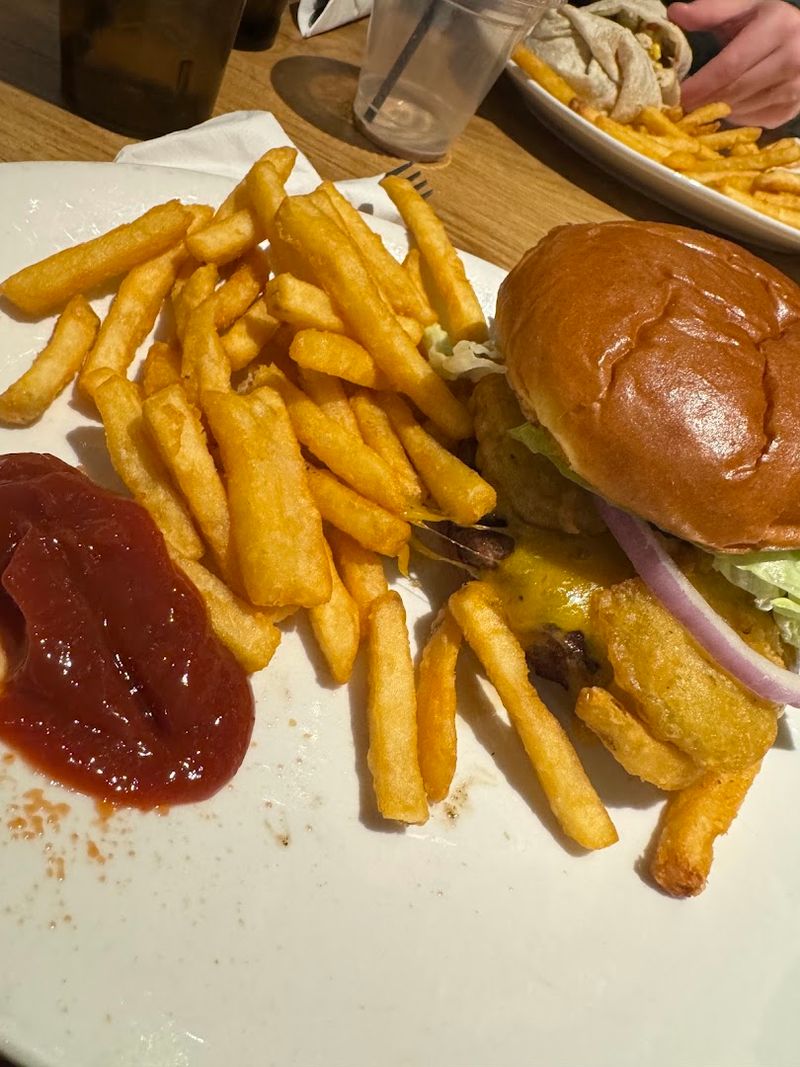 The Iconic $100 Burger You Need to Try