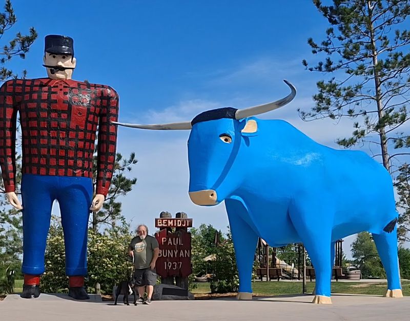 The Iconic Paul Bunyan and Babe Statues
