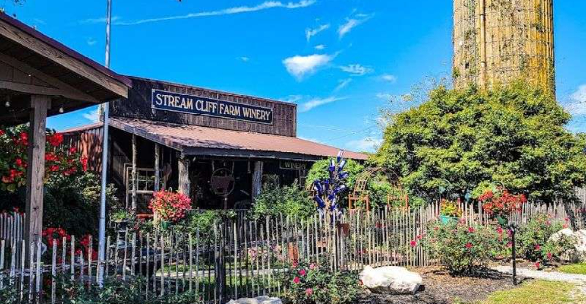 The Indiana Farm Where You Can Dine Shop And Sip All In One Spot