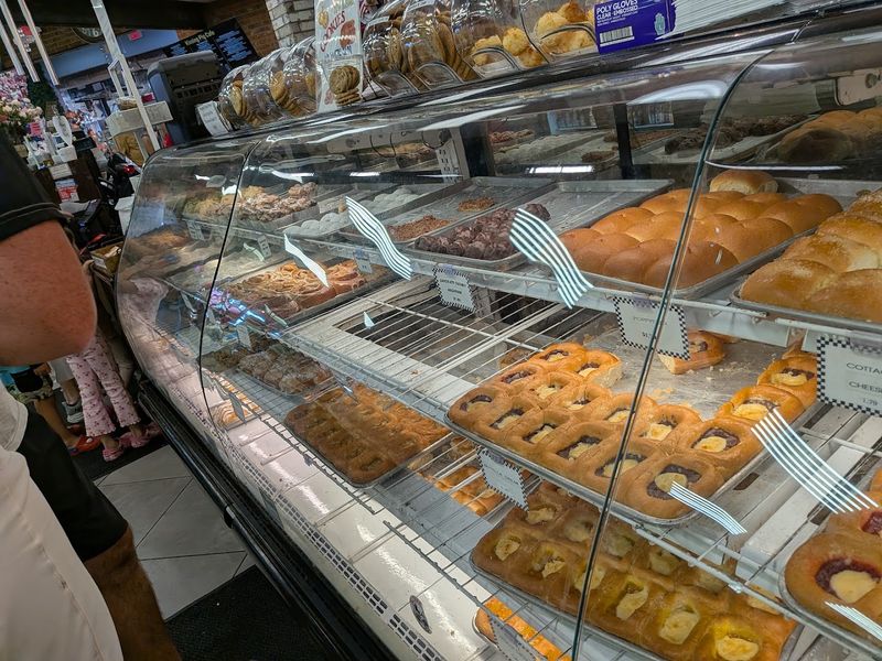 The Jalapeño Popper Kolache Is a Must-Order Every Time
